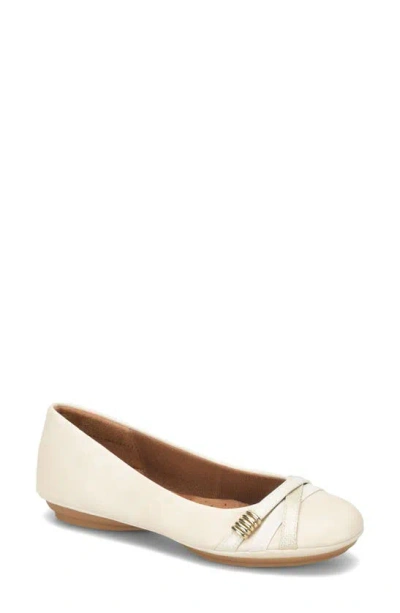 Eurosoft Shainna Ballet Flat In Bone