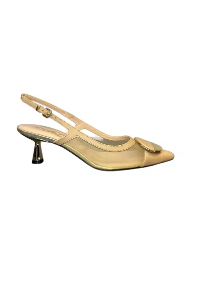Evaluna Woman  _ In Gold