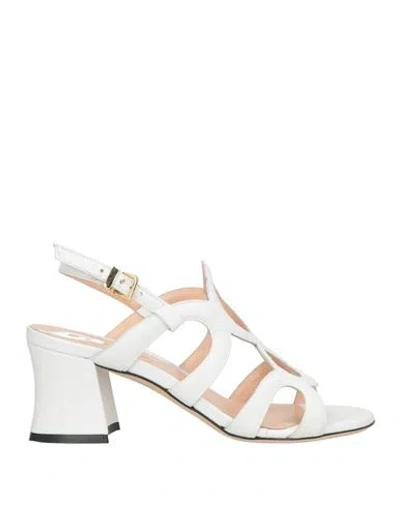 Evaluna Woman Sandals White Size 5.5 Leather