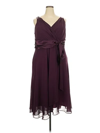 Pre-owned Evan Picone Cocktail Dress In Burgundy