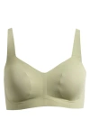 Evelyn & Bobbie Beyond Wireless Bra In Green
