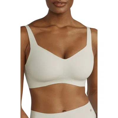 Evelyn & Bobbie The Beyond Bra In Neutral