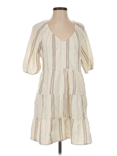 Pre-owned Evereve Casual Dress In Ivory