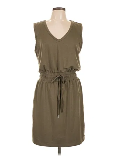 Pre-owned Evereve Casual Dress In Tan