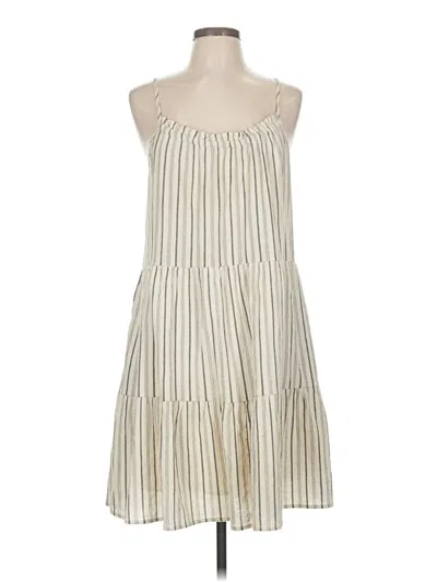 Pre-owned Evereve Casual Dress In White