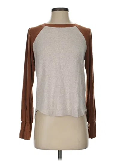 Pre-owned Evereve Long Sleeve T-shirt In Brown