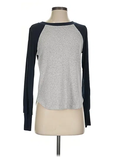Pre-owned Evereve Long Sleeve T-shirt In Gray