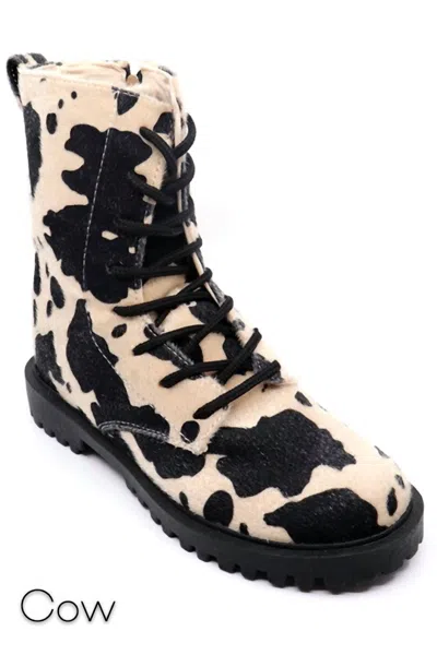 Everglades Kona Lace-up Boots In Cow In Multi