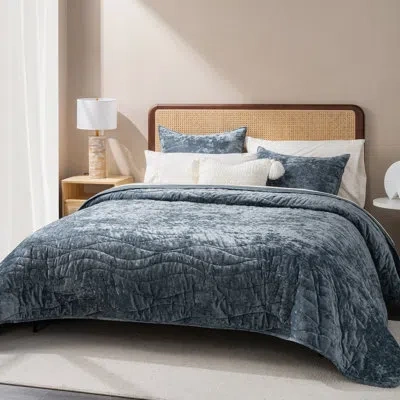 Evergrace Wave Crushed Velvet Duvet Cover & Comforter Set - Queen/king Size Oversized Bedding Set With 2 Shams In Stormy Blue