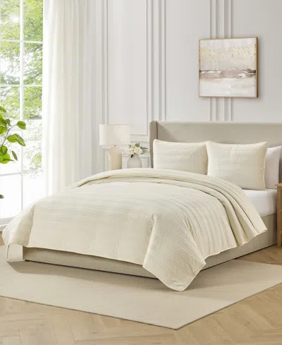 Evergreen Ivy Pinsonic Stripe Solid Mink 3-piece Quilt Set, King In White