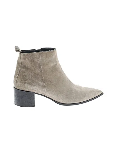 Pre-owned Everlane Ankle Boots In Gray