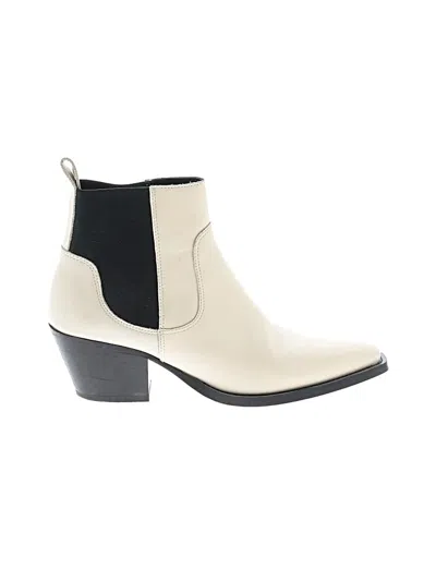 Pre-owned Everlane Ankle Boots In Ivory