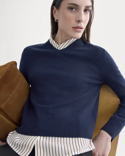 Everlane Cashmere Cropped High-v Sweater In Navy In Blue