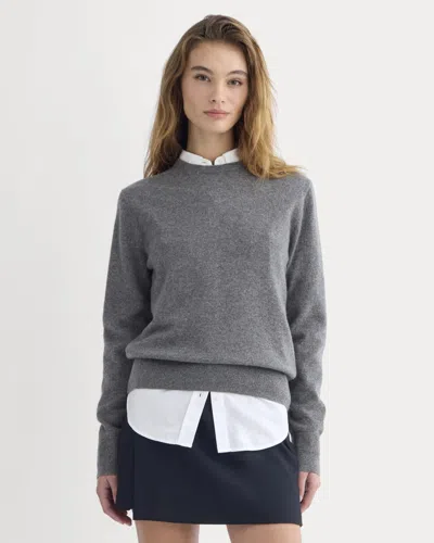 Everlane Cashmere Slim Crew Sweater In Heather Charcoal In Gray