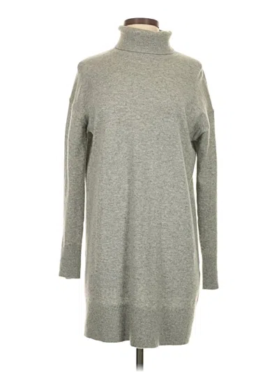 Pre-owned Everlane Casual Dress In Gray