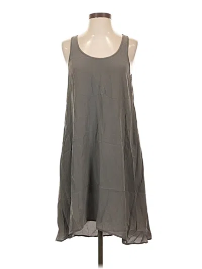 Pre-owned Everlane Casual Dress In Gray
