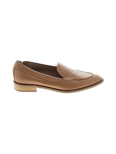 Pre-owned Everlane Flats In Tan