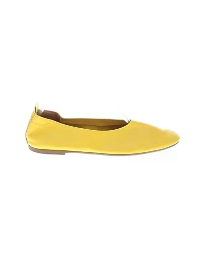 Pre-owned Everlane Flats In Yellow