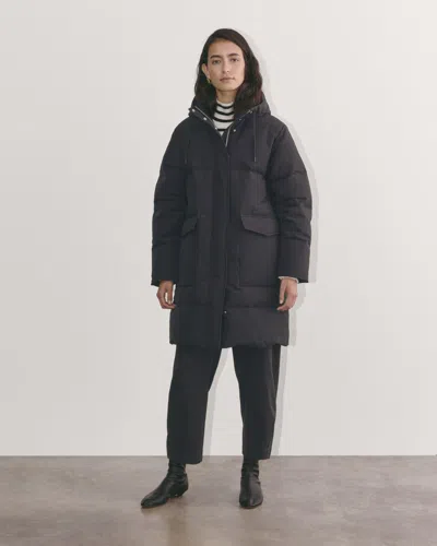 Everlane Long Puffer In Black