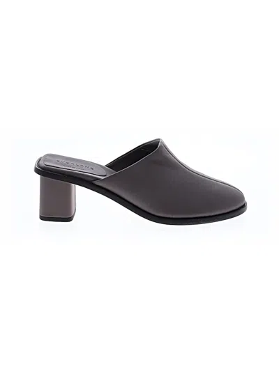 Pre-owned Everlane Mule/clog In Gray