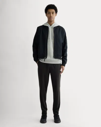 Everlane Off-duty Tech Jogger In Black