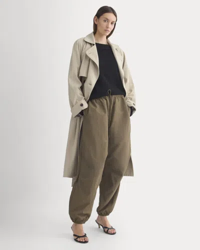 Everlane Parachute Pant In Beech In Brown
