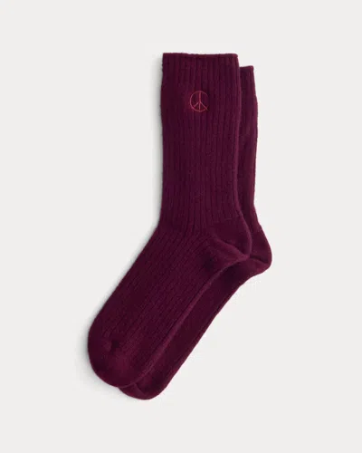 Everlane X Peace & Quiet Cashmere Socks In Wine In Burgundy