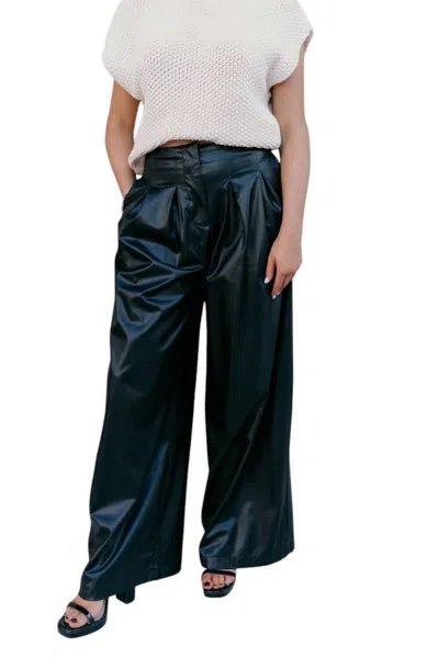 Everleigh Malia Wide Leg Pants In Black