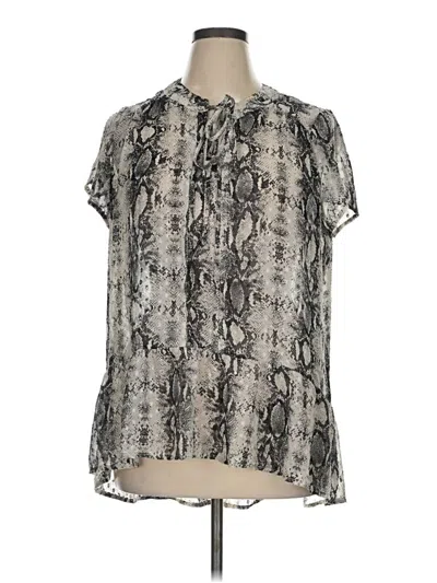 Pre-owned Everleigh Short Sleeve Blouse In Gray