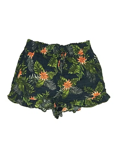 Pre-owned Everly Shorts In Green