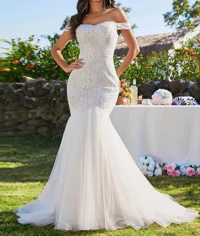 Ever-pretty Elegant Fishtail Floor Length Off Shoulder Wedding Dress In Ivory In White