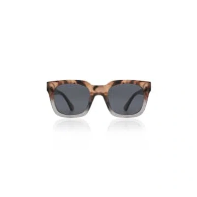 Every Thing We Wear A.kjæbede Nancy Sunglasses Coquina Grey Transparent