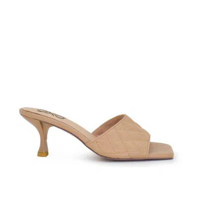Exe' Women's Jennifer 566 Low Heel Sandal In Beige In Neutral