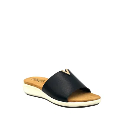 Exe' Women's Low Wedge Mule In Black