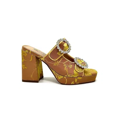 Exe' Women's Luna Block Heel Sandal In Yellow / Champagne