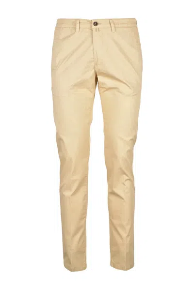 Exigo Reversible Suede Vest - Cream In Neutral