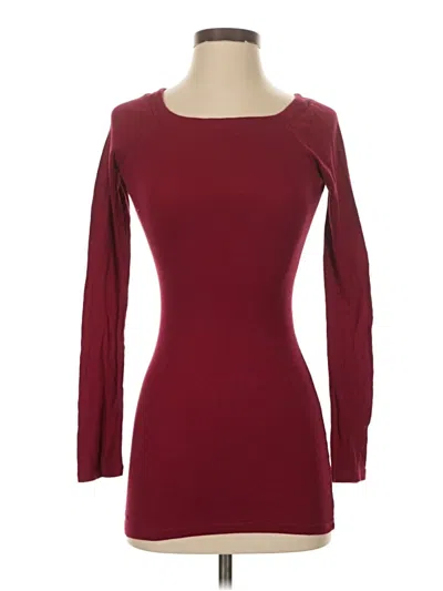 Pre-owned Express 3/4 Sleeve T-shirt In Burgundy