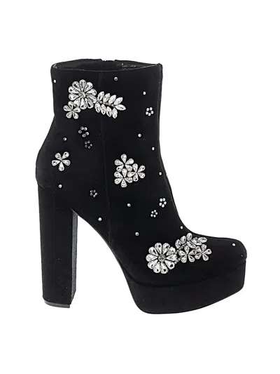 Express Ankle Boots In Black