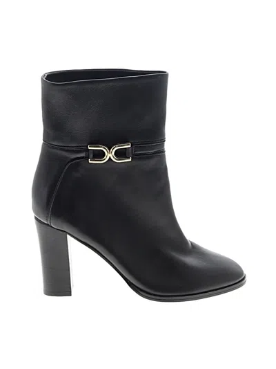 Express Ankle Boots In Black