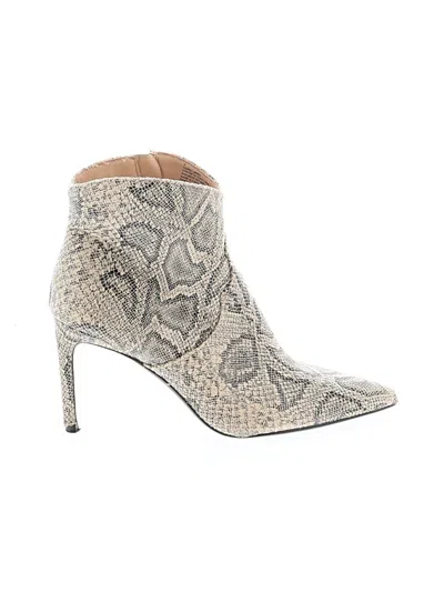 Pre-owned Express Ankle Boots In Tan