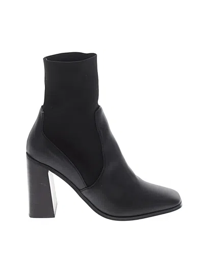 Pre-owned Express Boots In Black