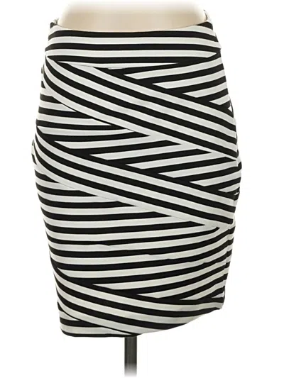 Pre-owned Express Casual Skirt In Black