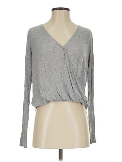 Pre-owned Express Long Sleeve T-shirt In Gray