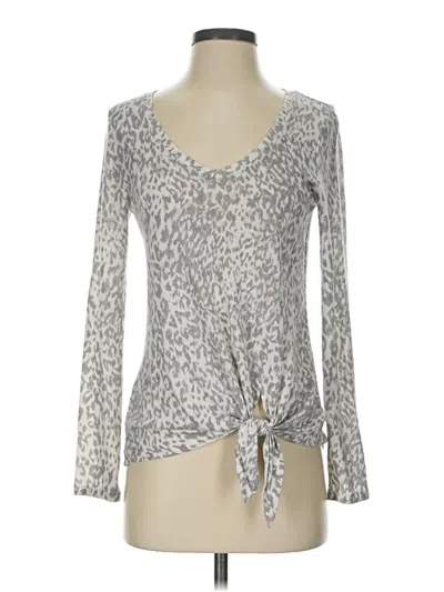 Pre-owned Express Outlet Long Sleeve Top Silver Animal Print Pattern Plunge Neckline Tops