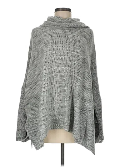 Pre-owned Express Outlet Poncho In Gray