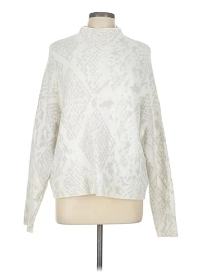 Pre-owned Express Outlet Pullover Sweater In White