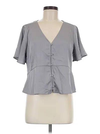 Pre-owned Express Outlet Short Sleeve Blouse In Gray