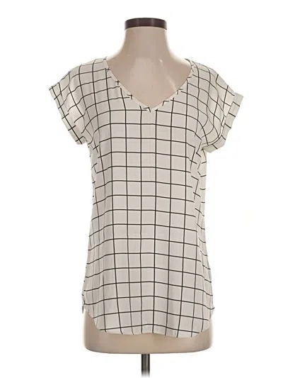 Pre-owned Express Outlet Short Sleeve Blouse In Ivory