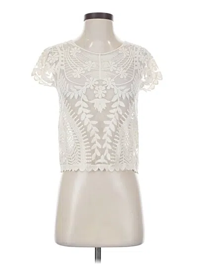 Pre-owned Express Outlet Short Sleeve Top Ivory Mock Neckline Tops In White