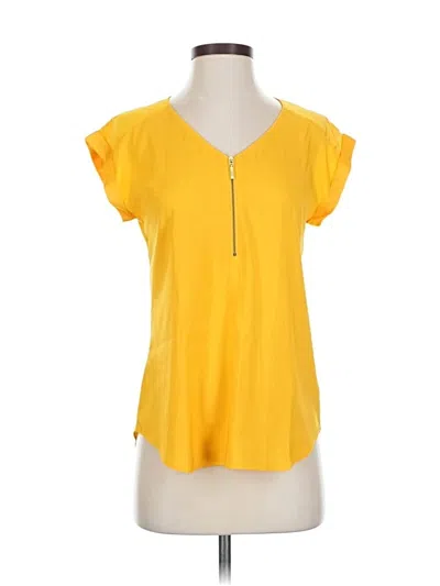 Pre-owned Express Outlet Short Sleeve Top Yellow V Neck Tops